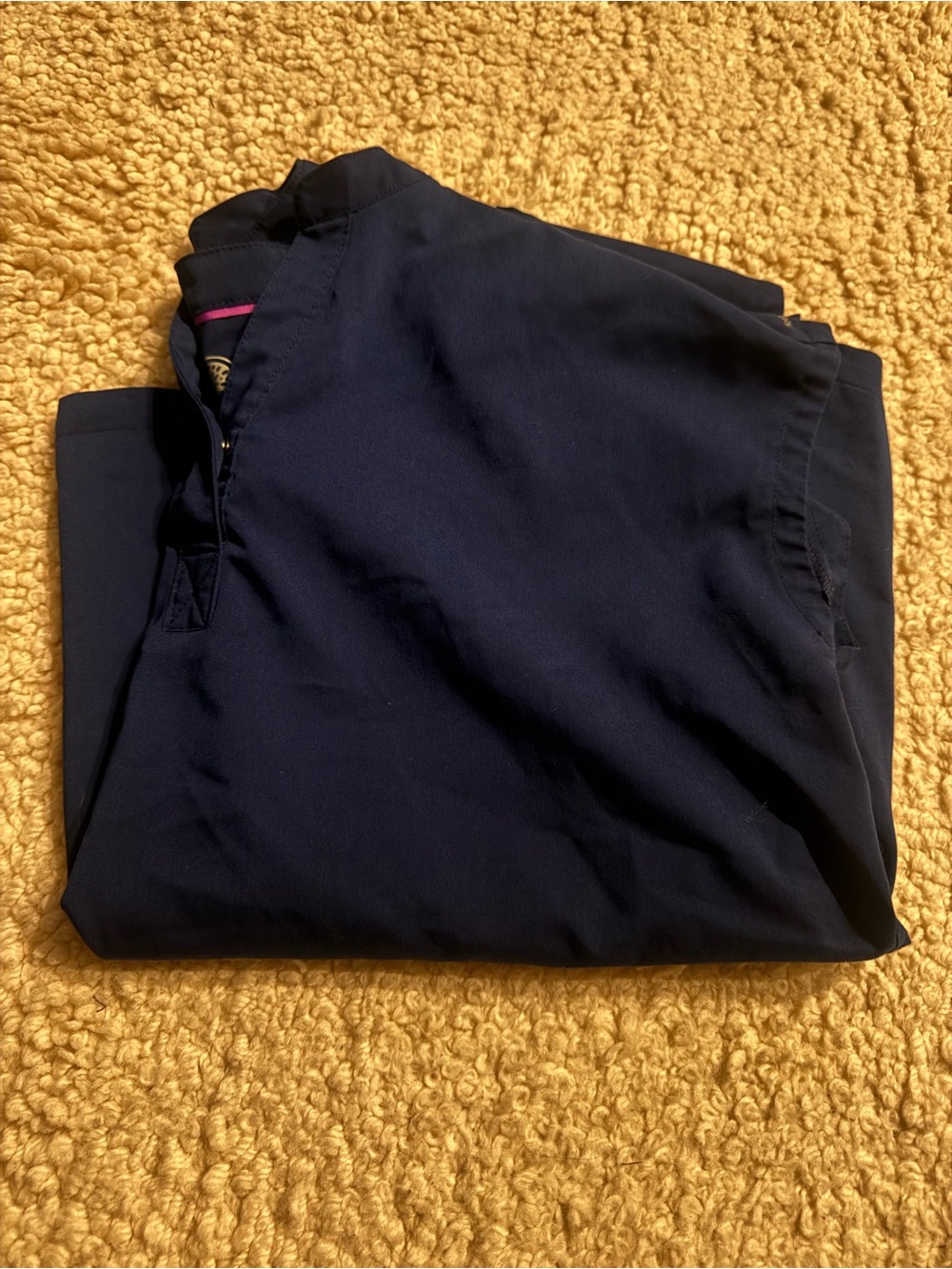 women’s navy healing hands scrub top - Picture 6 of 6